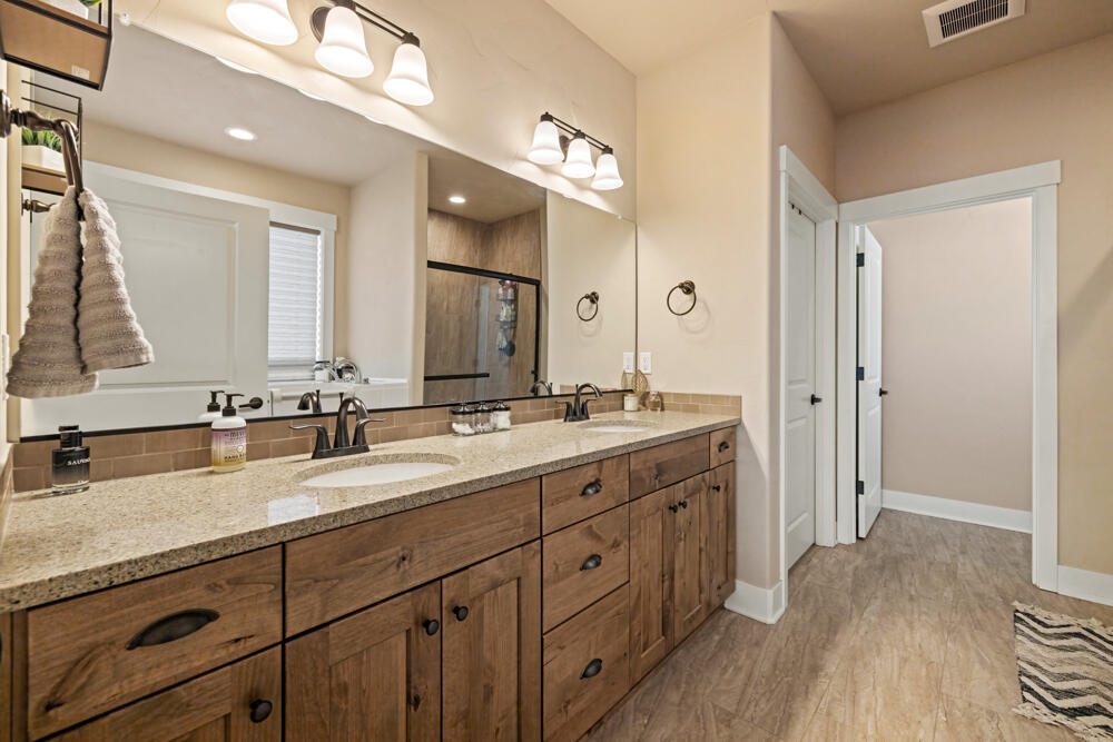 Sky Ridge Estates - Residential