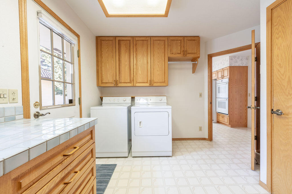 Sundance East - Residential