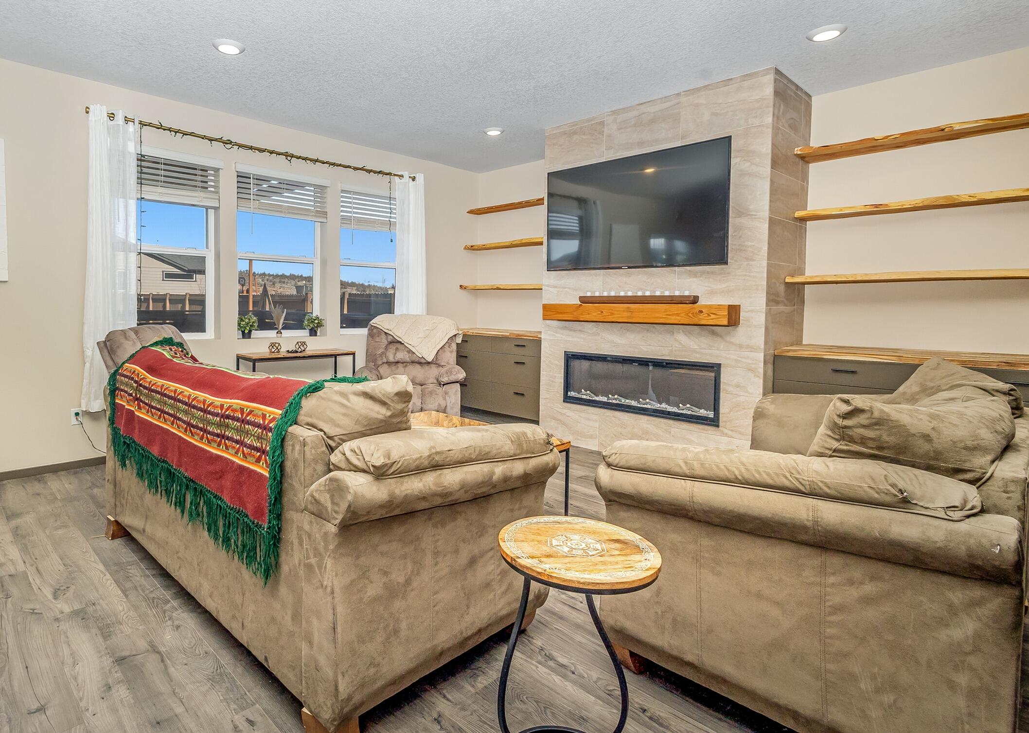 Canyon Ridge Phase 1 and 2 - Residential
