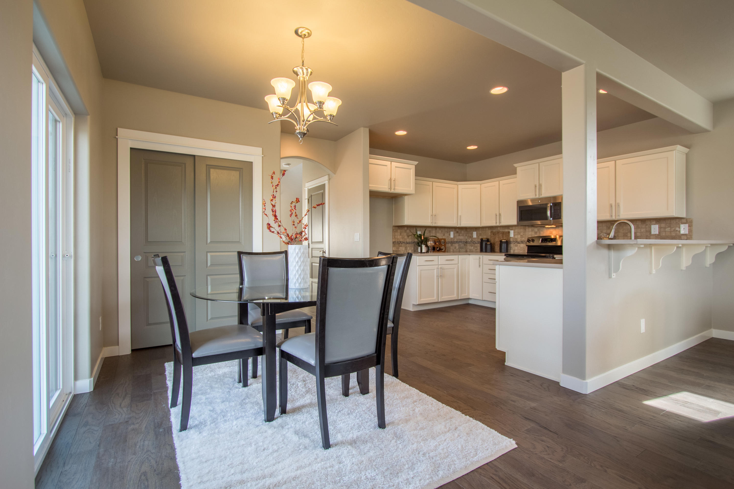 Mckenzie Meadow Vill - Residential