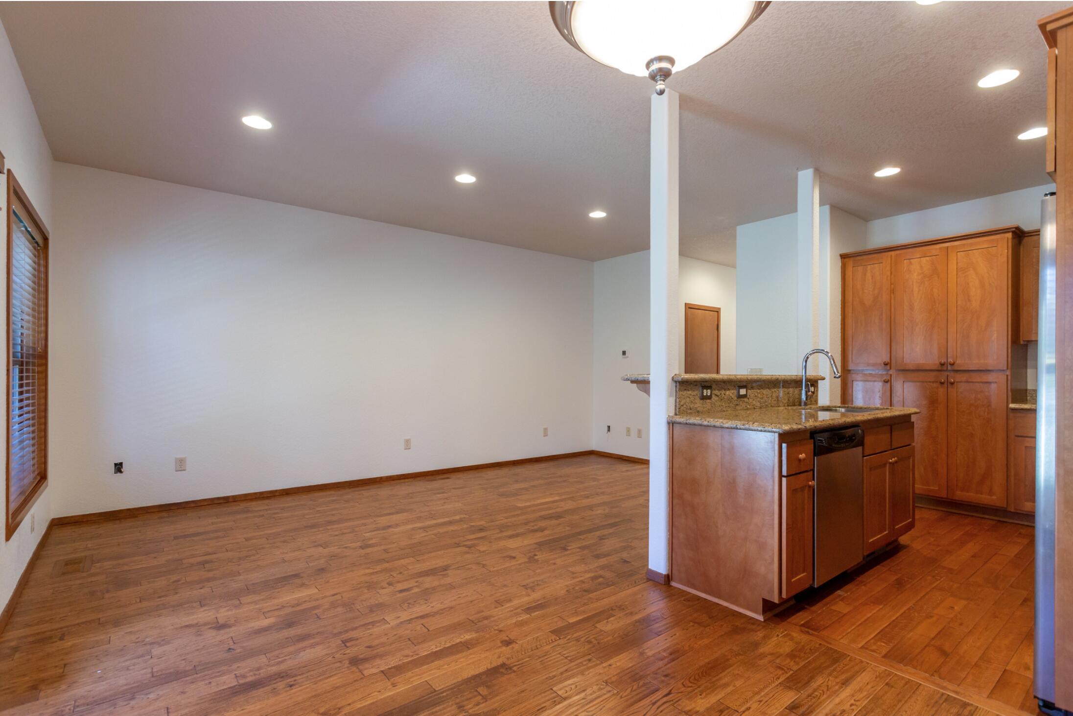 Alderwood Townhomes - Residential