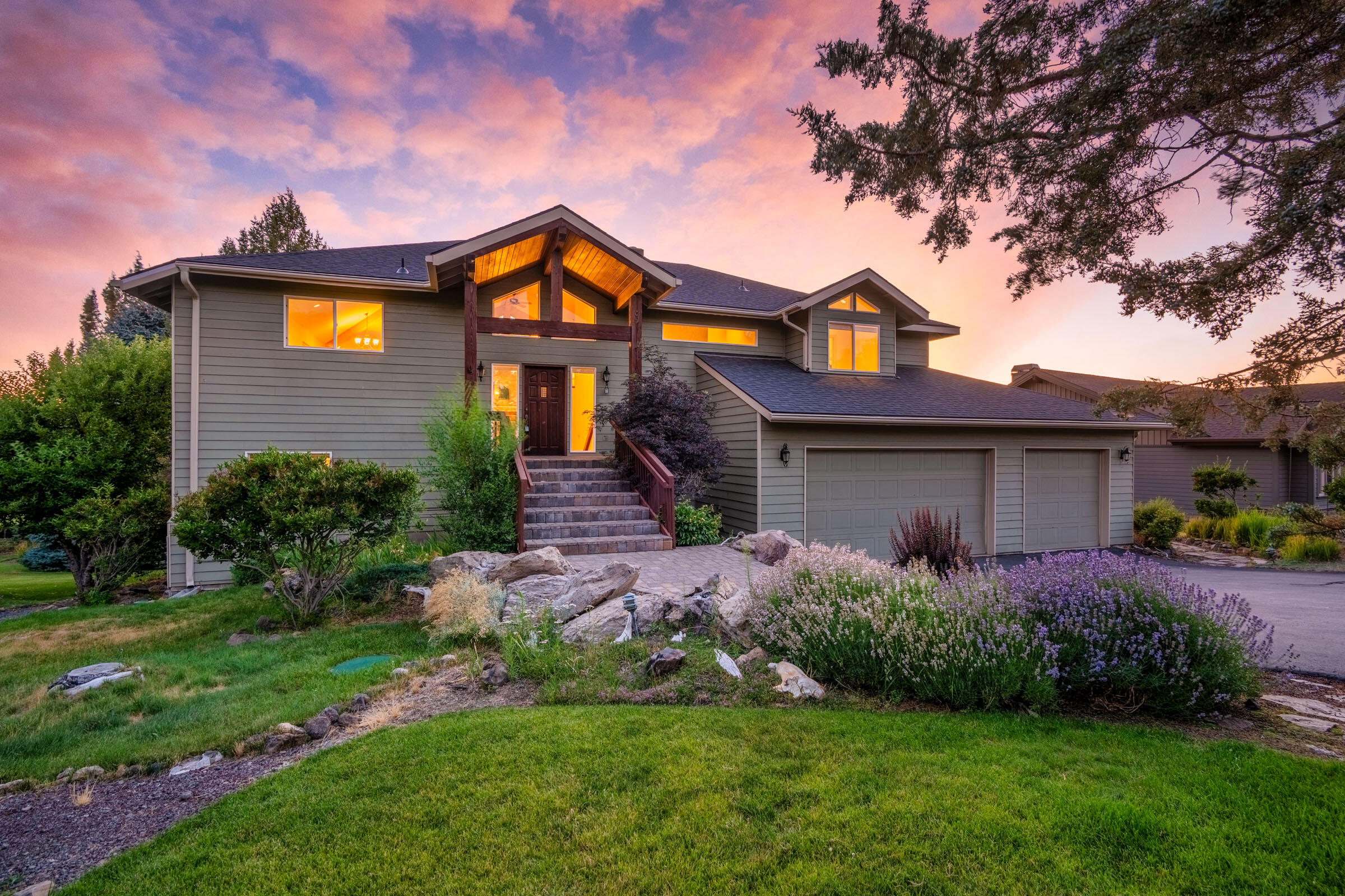 Eagle Crest - Residential