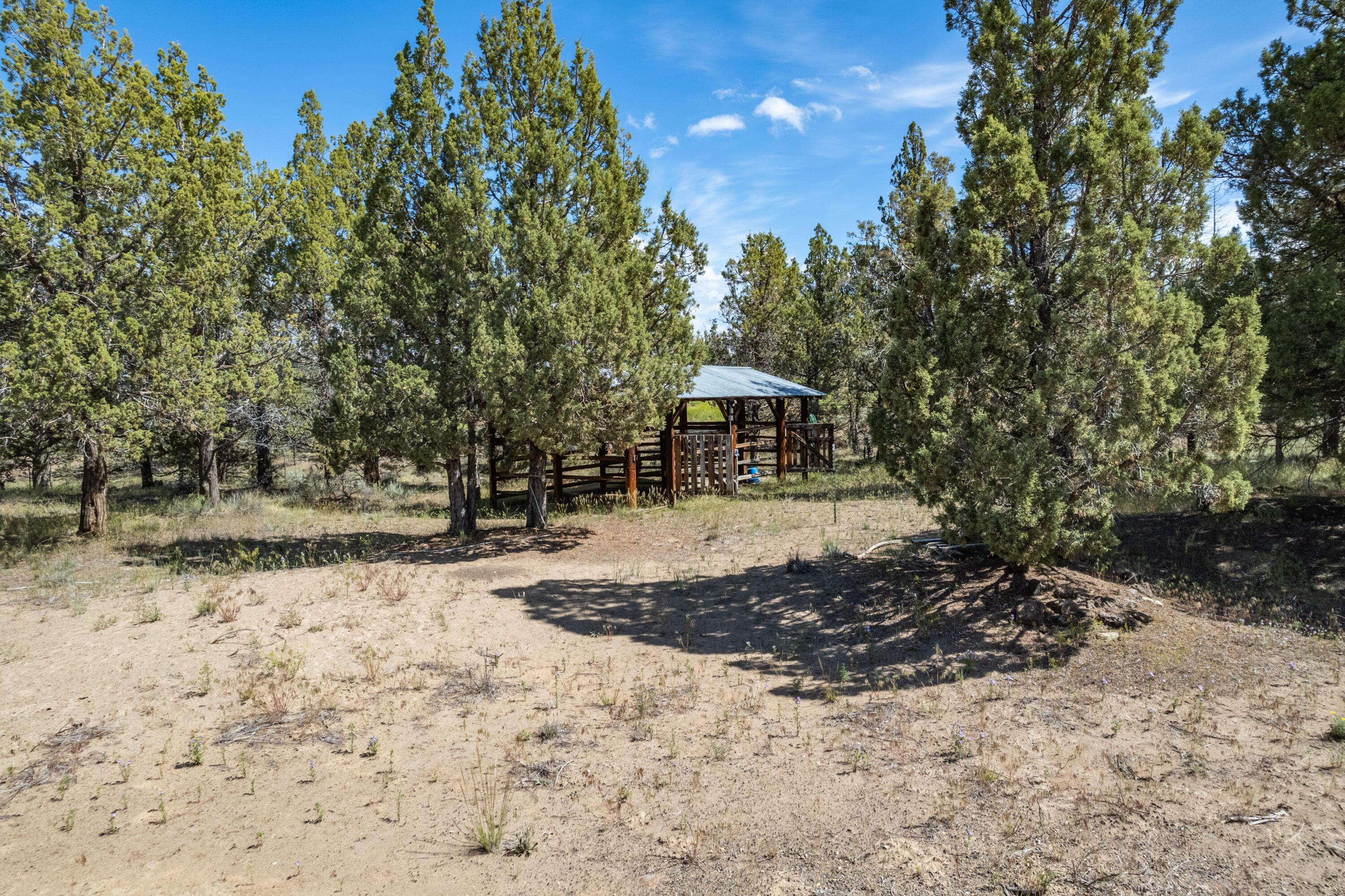 Prineville Acres - Land