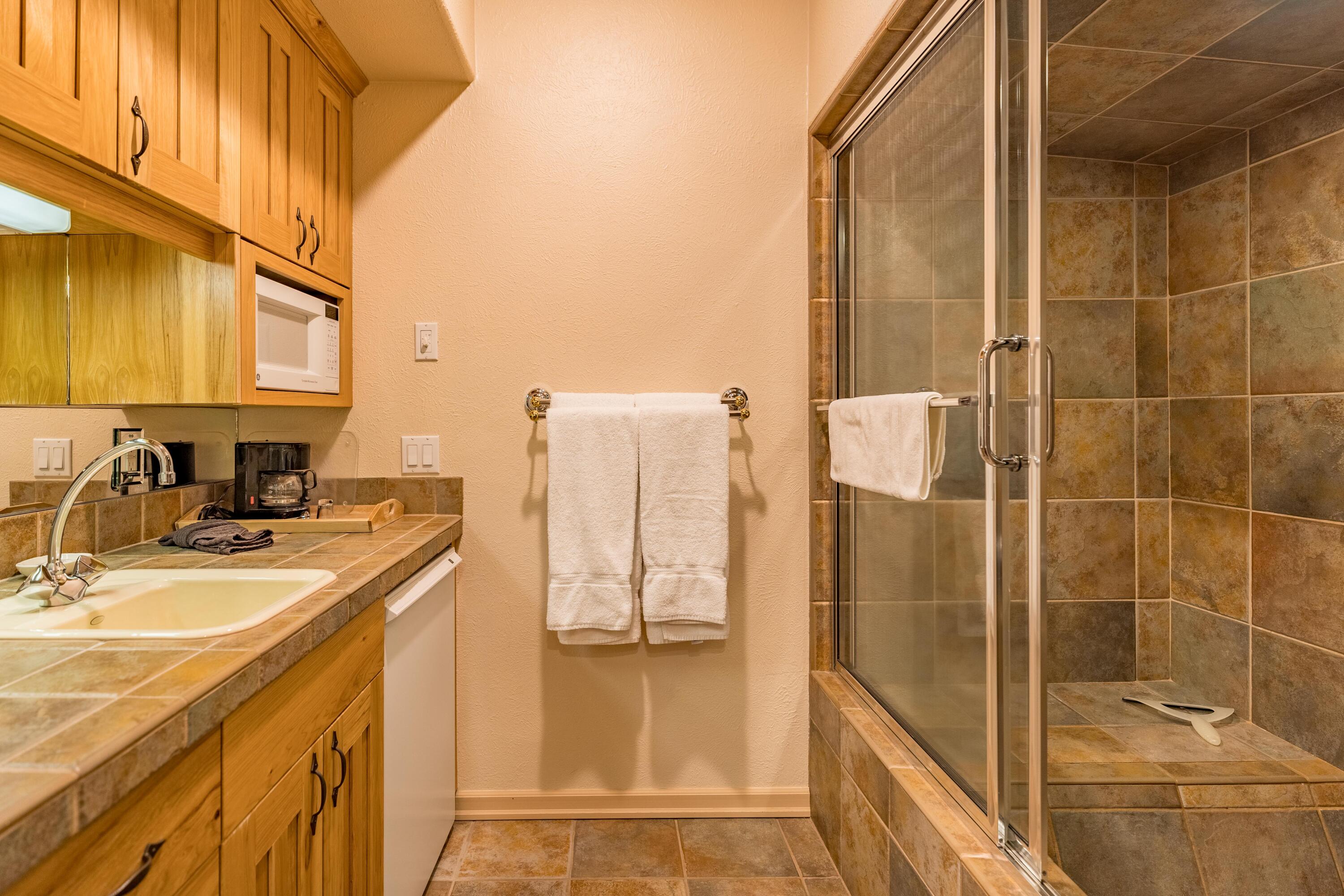 StoneTH - Residential