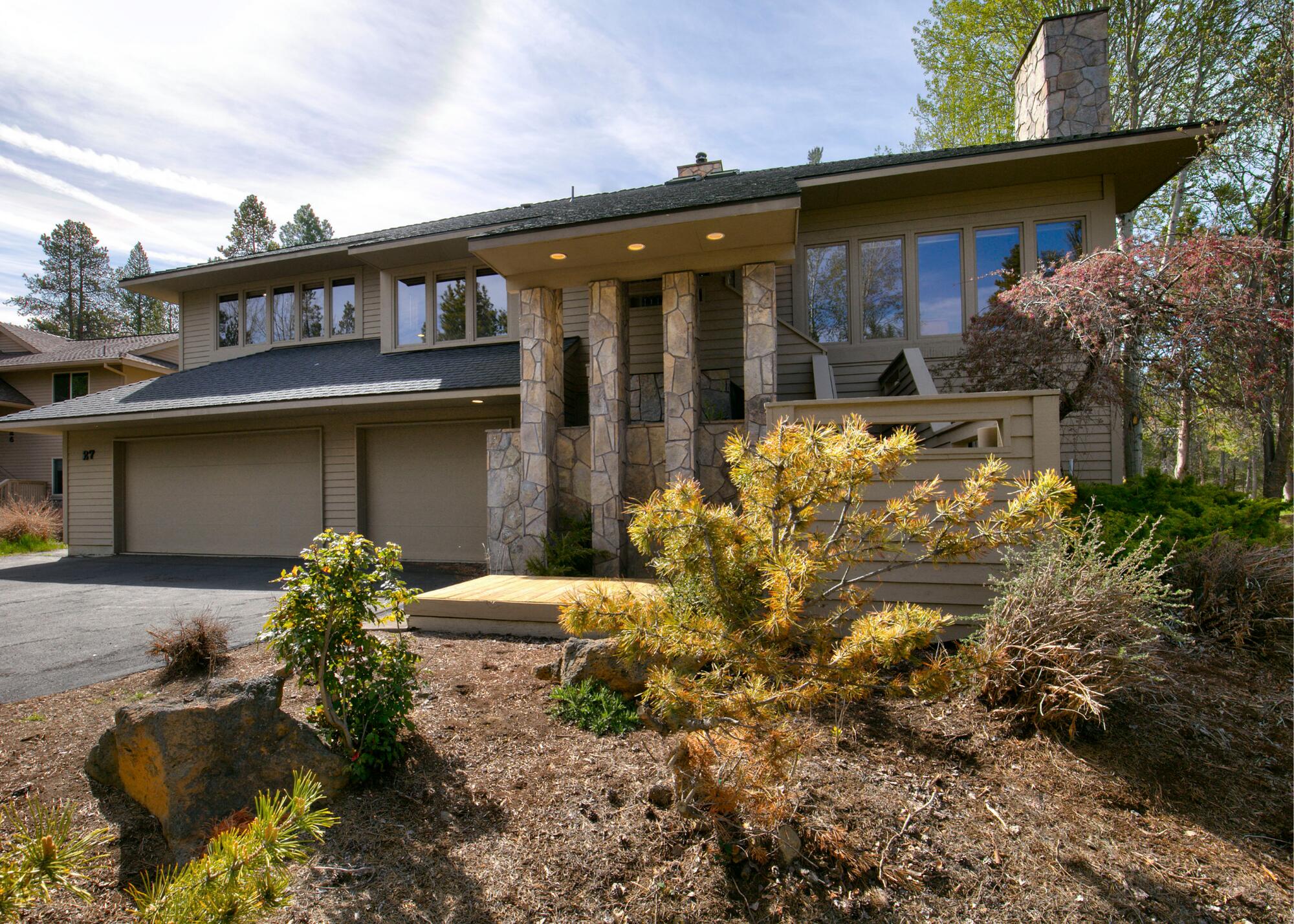 Fantastic full service, turnkey vacation home set on the north side of Sunriver resort just off the Woodlands Golf Course. Soaring ceilings, large timber beams, and natural basalt accents welcome guests into open and spacious rooms for entertaining and enjoying views of the 14th fairway. Recent updates abound in this intentionally designed home which accommodates gatherings with ease; guests will find comfort throughout the home's kitchen, dining, multi-level living areas and outdoor patio overlooking the golf course. The perfect 'home away from home' to enjoy all of Sunriver's amenities, including trails, bike paths, restaurants and endless recreation beyond.
