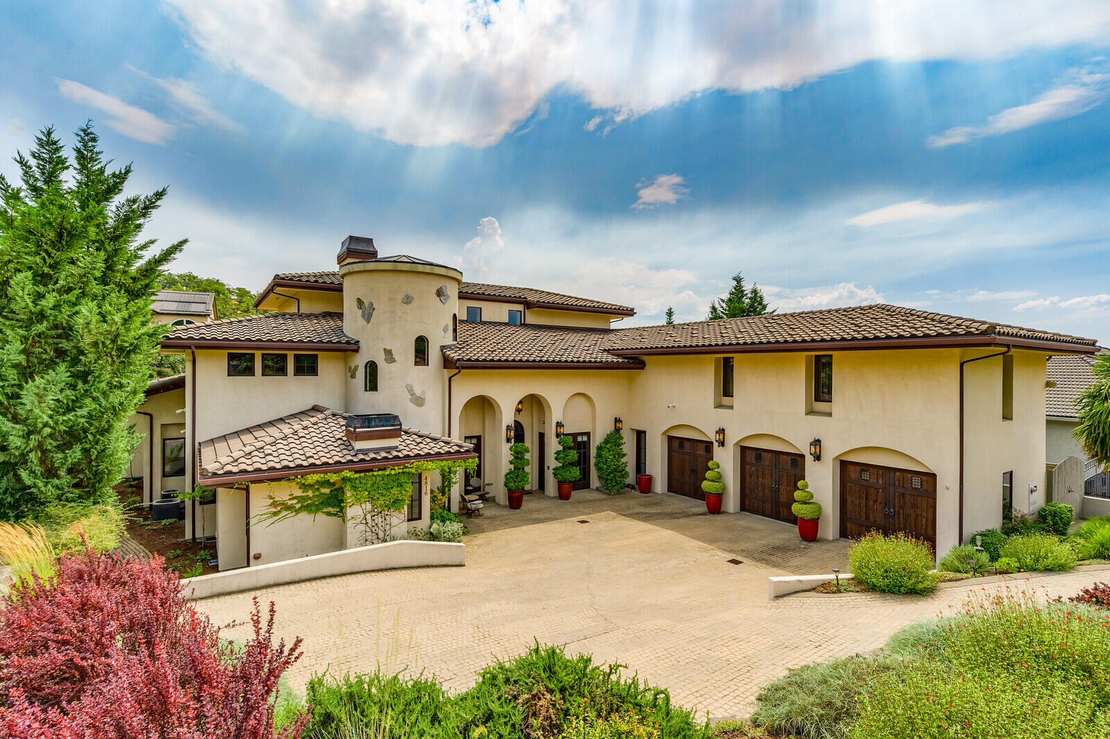 It is a rare home where everything just works so well together. It was already very nice when the owners purchased it in 2015, but with their considerable updates it's now near the top of the class, with class. Owners say ''We love this house. If we could, we'd take it and move it.'' Located in a prestigious neighborhood of large homes, this amazing property offers comfort, luxury and lifestyle. Quality details include a huge luxury kitchen with Wolf and SubZero appliances. 30-foot ceiling with wood beams and windows. Sunroom provides an inviting and seamless inside-outside living space with radiant heaters for winter, French doors to the pool and patio for summer. Theater room with fridge, ice maker and dishwasher. Large home gym off the master bathroom. Gorgeous and modern remodeled master closet with washer and dryer. 'Savant' smart home system. This is what happens when imagination meets reality. This is what high quality looks like. This is what comfortable luxury feels like.
