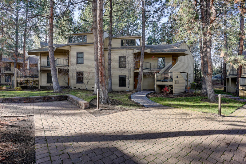 Ground floor, Ski House III condo.  Watch the wildlife on the back deck from the park like setting.  Extremely low utilities make this the perfect Bend residence, rental or vacation rental with all the amenities of Mt Bachelor Village. HOA's include everything except gas and electric.