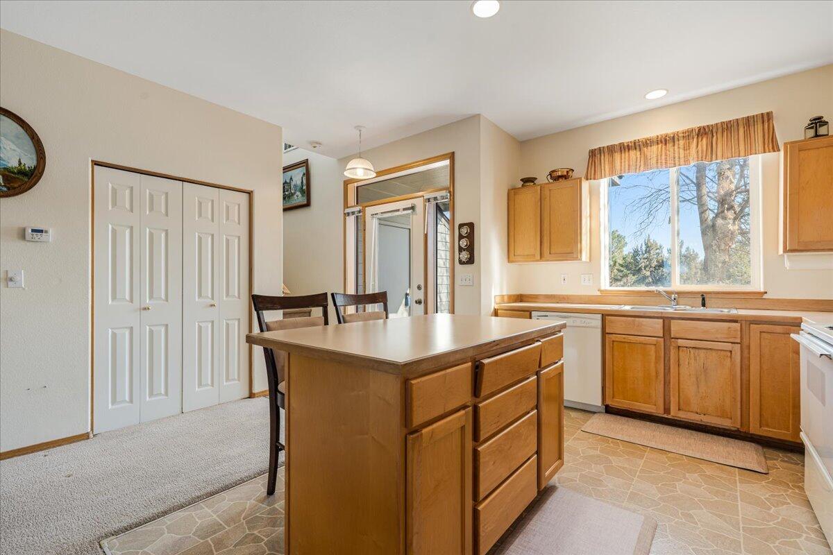 Eagle Crest - Residential