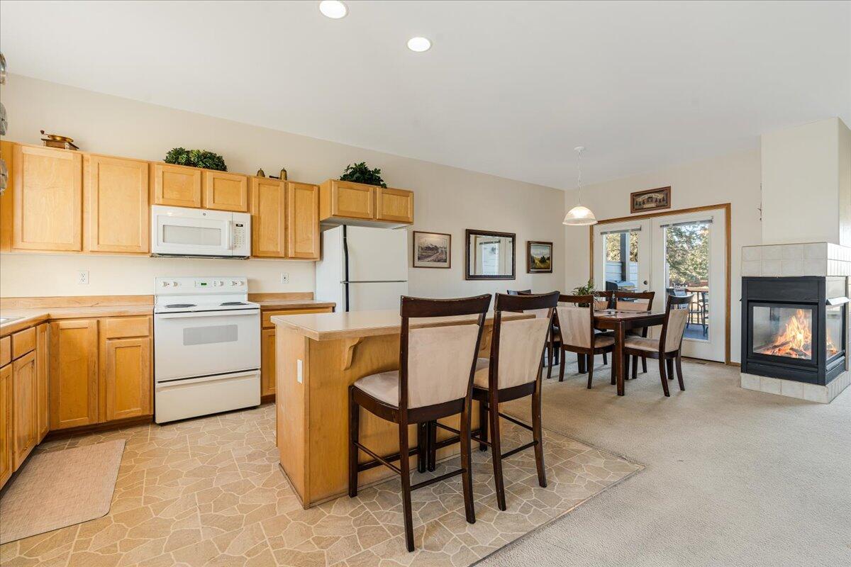 Eagle Crest - Residential