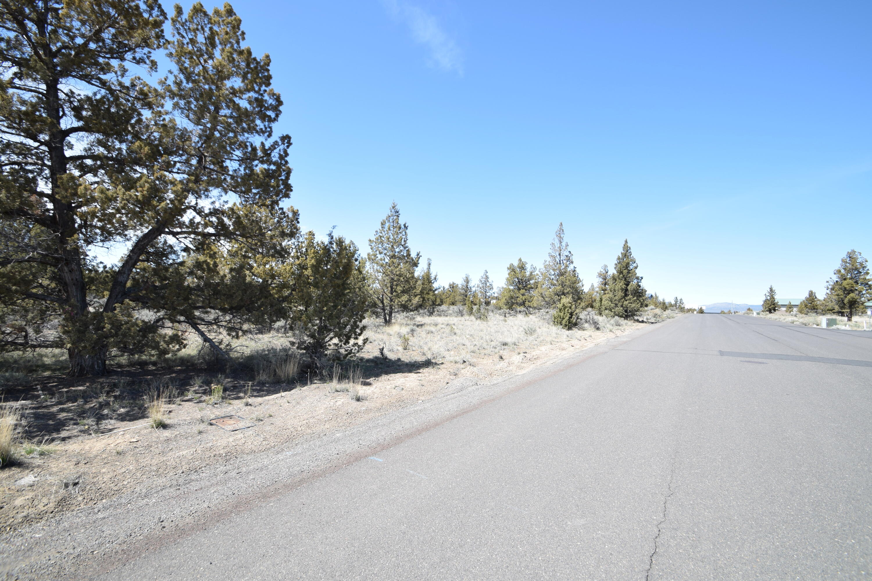 Tom McCall Bus/Ind. - Commercial Sale