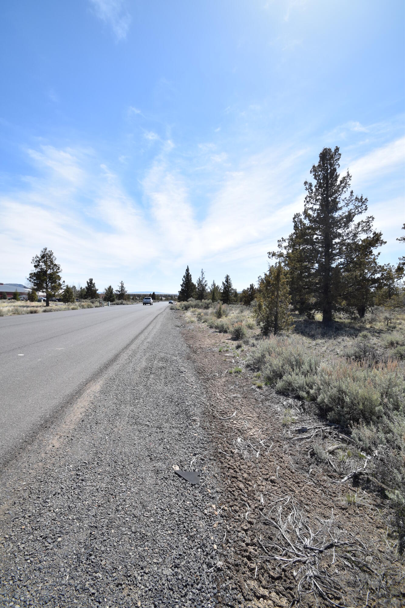 Tom McCall Bus/Ind. - Commercial Sale