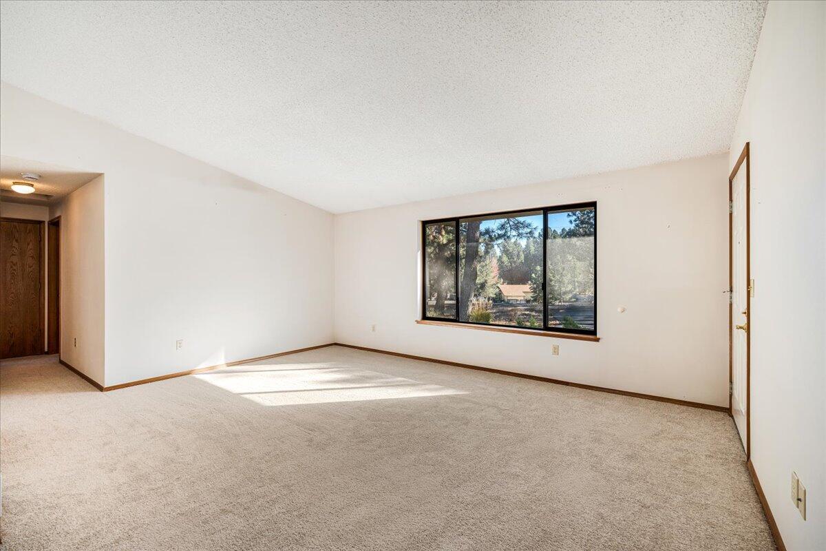 Deschutes RiverWoods - Residential