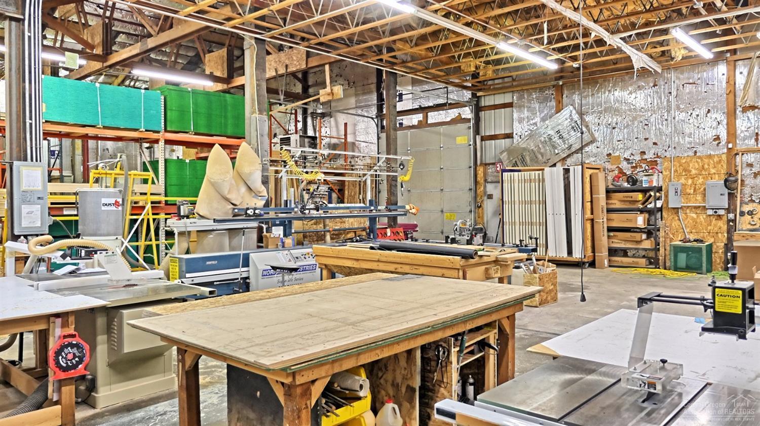 CLAB - Commercial Sale