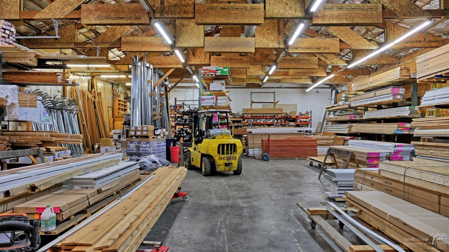 CLAB - Commercial Sale