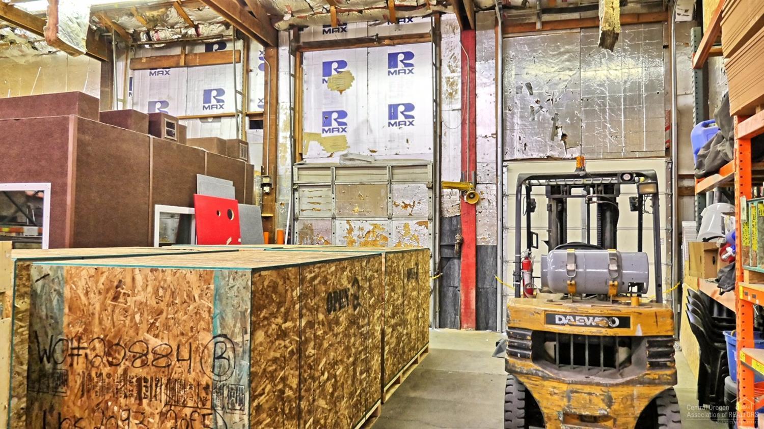 CLAB - Commercial Sale
