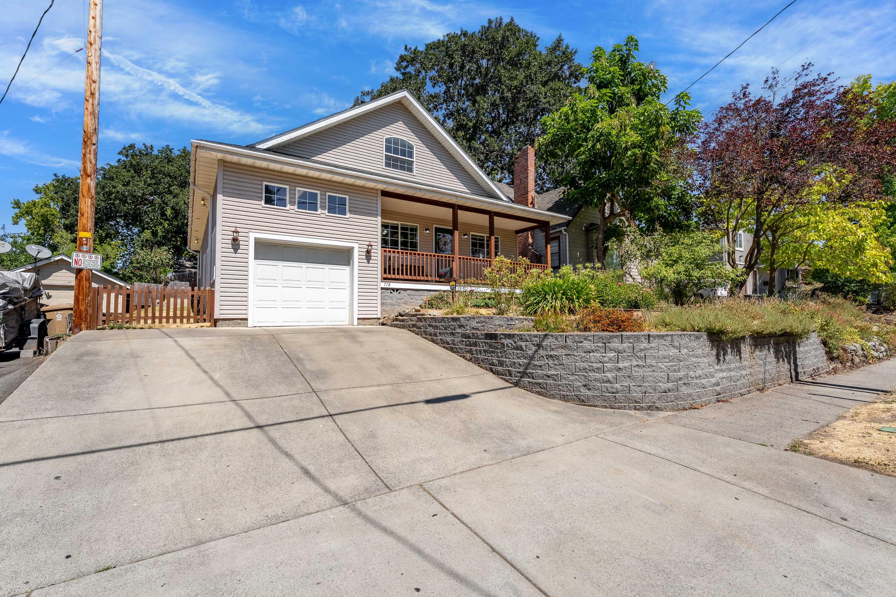 Charming In-Town Home!! This 1897 sq.ft. home was built in 2002 by the current owners, and has
been beautifully maintained. Inside on the main level you will find an open bright layout with a
large kitchen, a dinning area, a cozy living room, 3 bedrooms, and 2 full bathrooms, one with a
jetted soaking tub. On the upper level you will find a 4th bedroom plus a versatile open area
perfect for an extra living room, office, play space, or hobby area. The solar tubes and skylights on
both level bring in lots of natural light. The yard features nicely established landscaping as well as
a green house for your gardening needs. The concrete patio in the back is a nice setting to unwind
or entertain. Don't miss out on this one, call or text for your showing appointment.