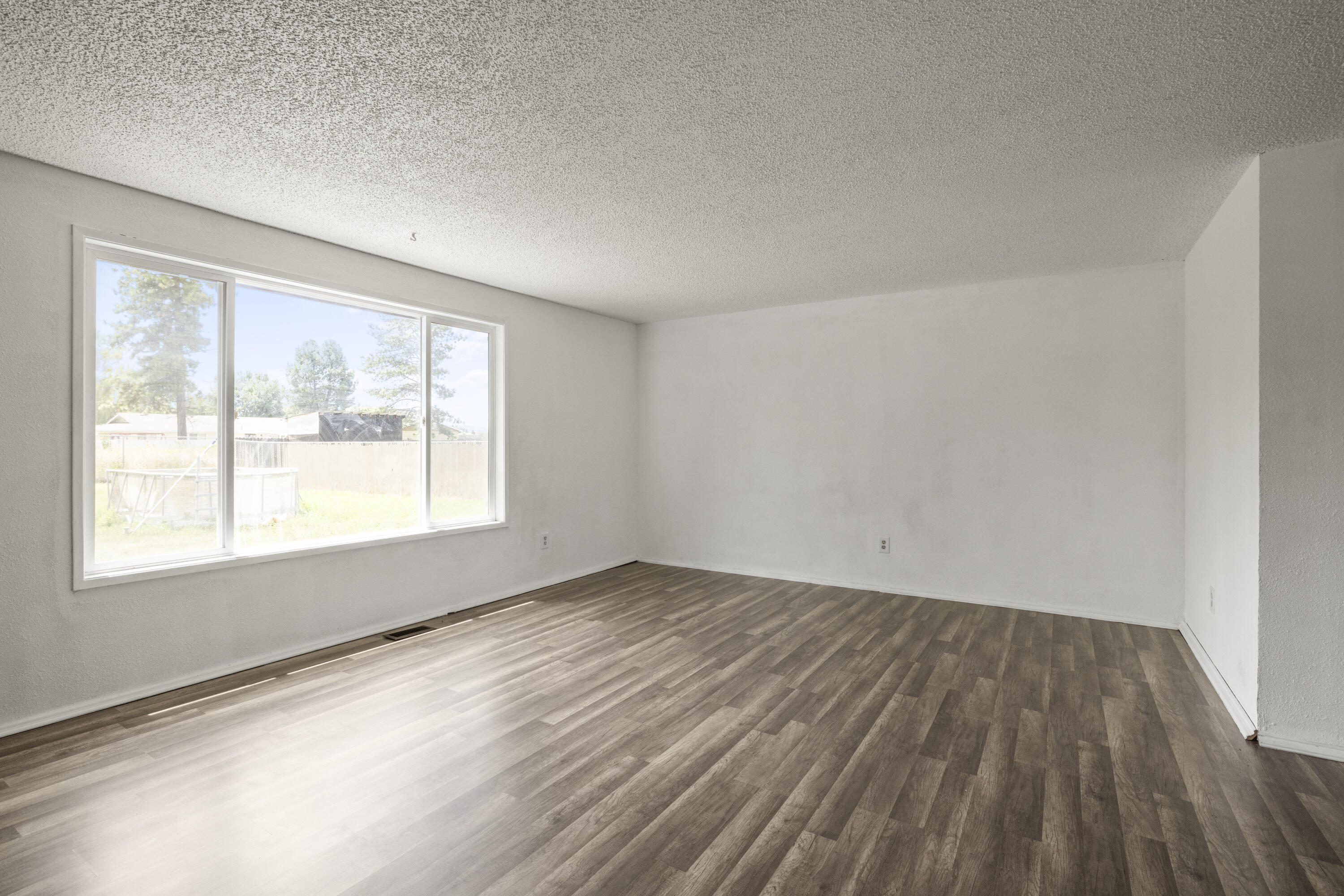Lamron Homes - Residential