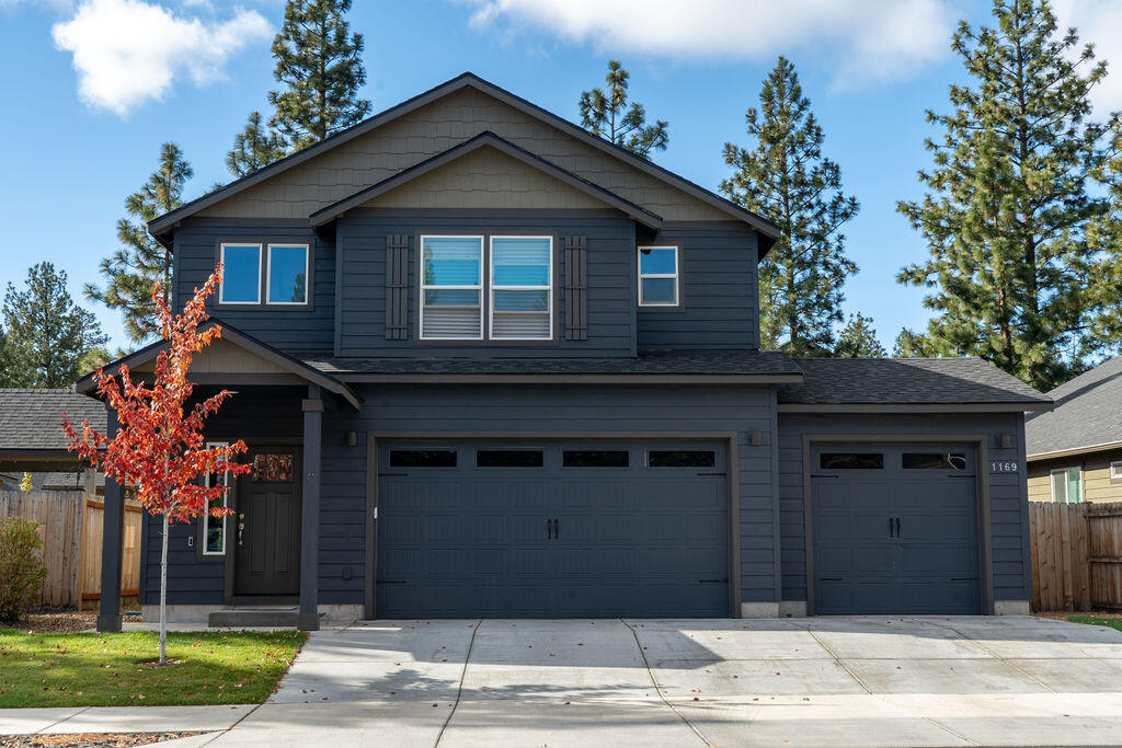 This Middleton plan home combines both luxury and space in a two-story format with a 3 car garage. The first floor feature laminate wood flooring throughout, a large living room, adjoining dining room, and an open kitchen with ample counter space and cupboard storage. A pantry, built-in desk, and a half bath add functionality and convenience. Upstairs, the master suite boasts a luxurious dual vanity bathroom with a private water closet and shower, as well as an enormous  walk-in closet. The two additional bedrooms, each with generous closet space, share a large private bathroom. A large and functional laundry room completes this well rounded home. New blinds installed, and new carpet ordered and scheduled for installation.