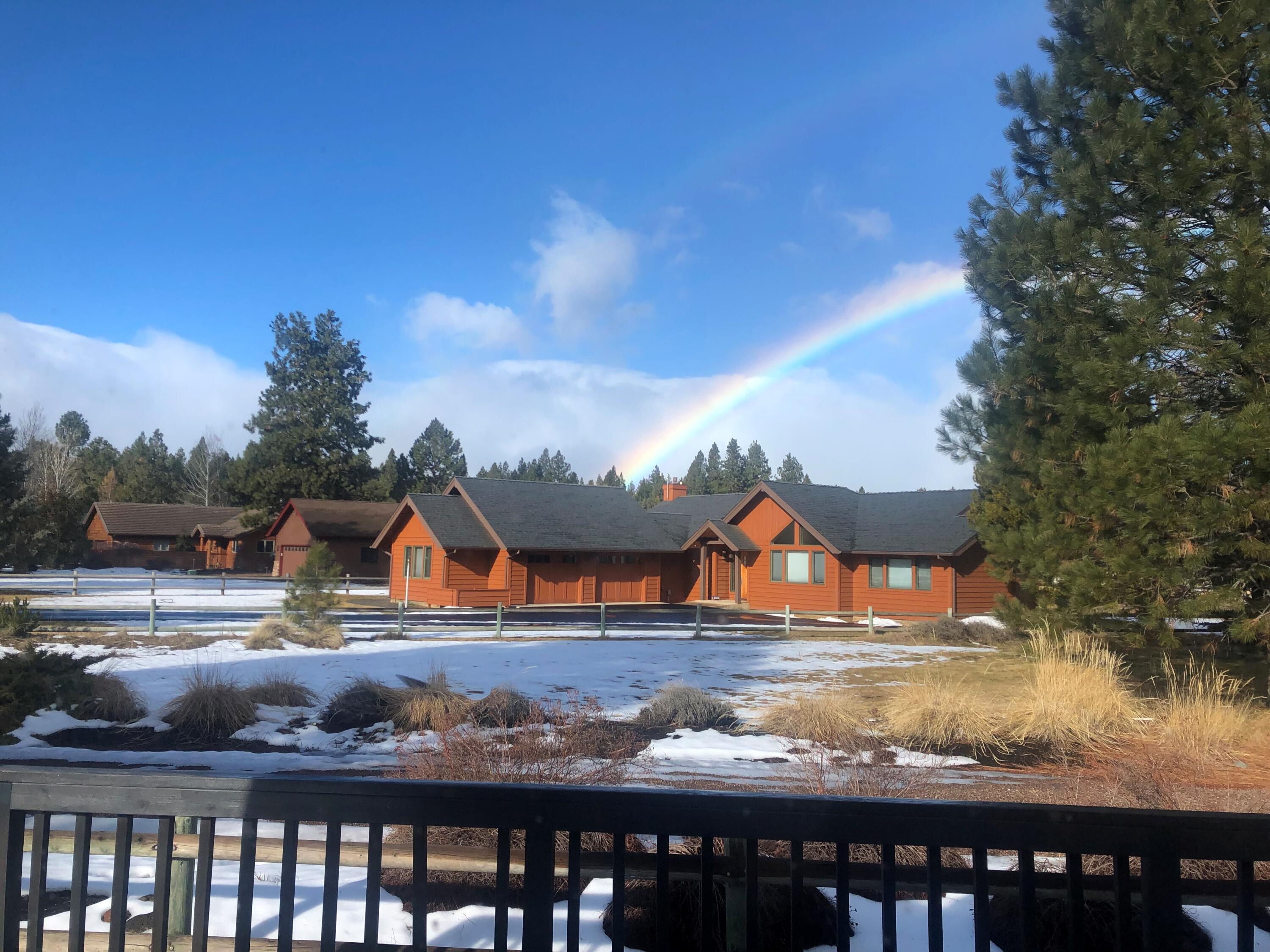 Metolius Meadows - Residential