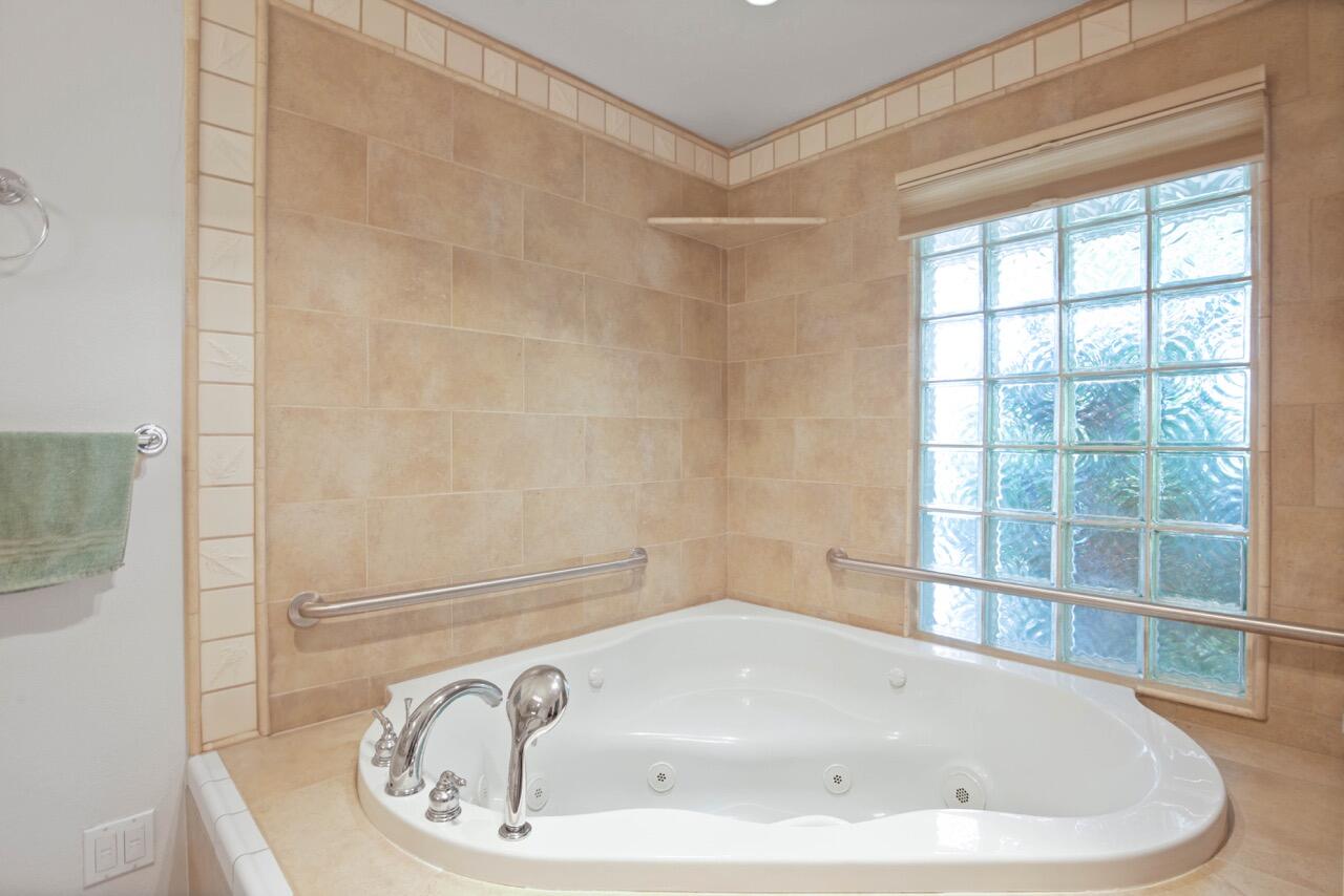 Oak Park Acres - Residential