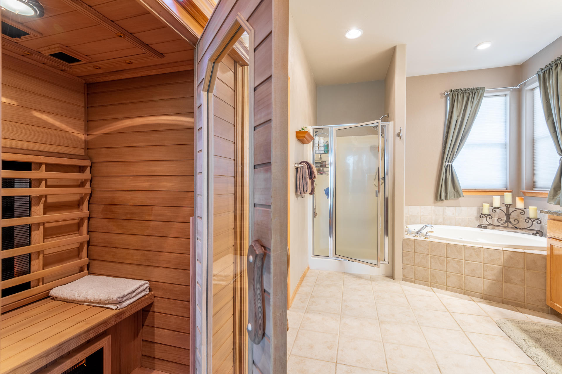 Eagle Crest - Residential