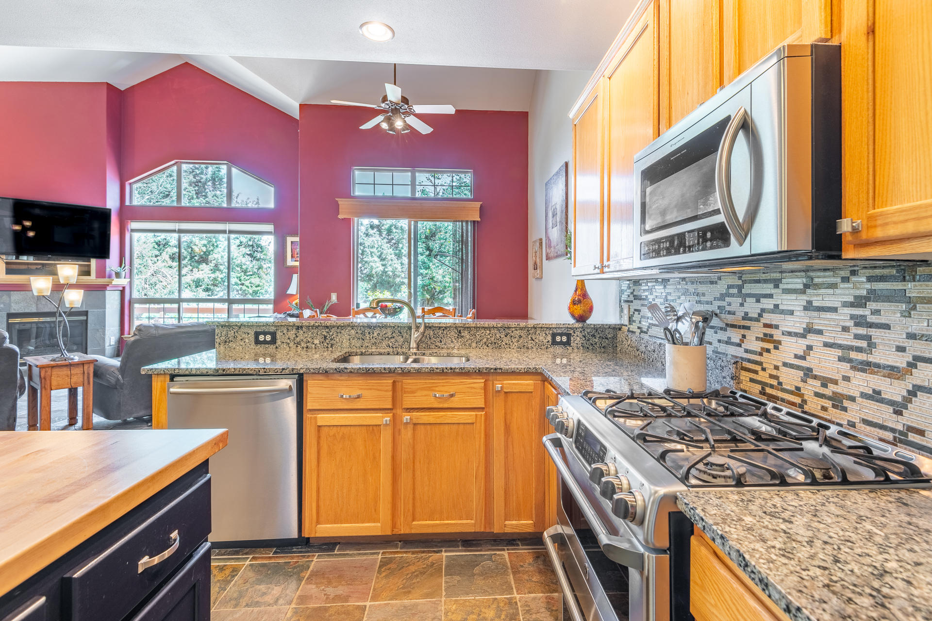 Eagle Crest - Residential