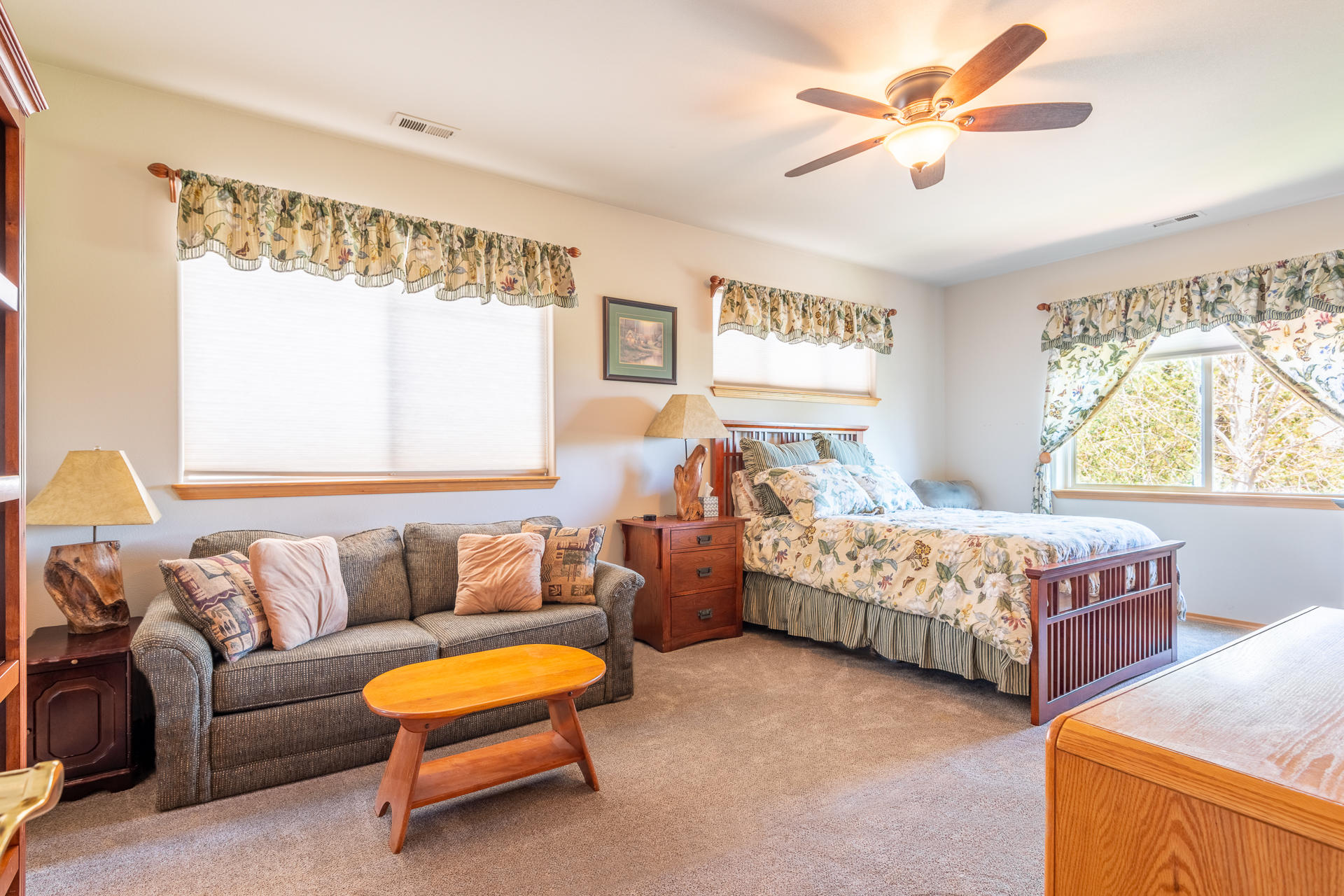 Eagle Crest - Residential
