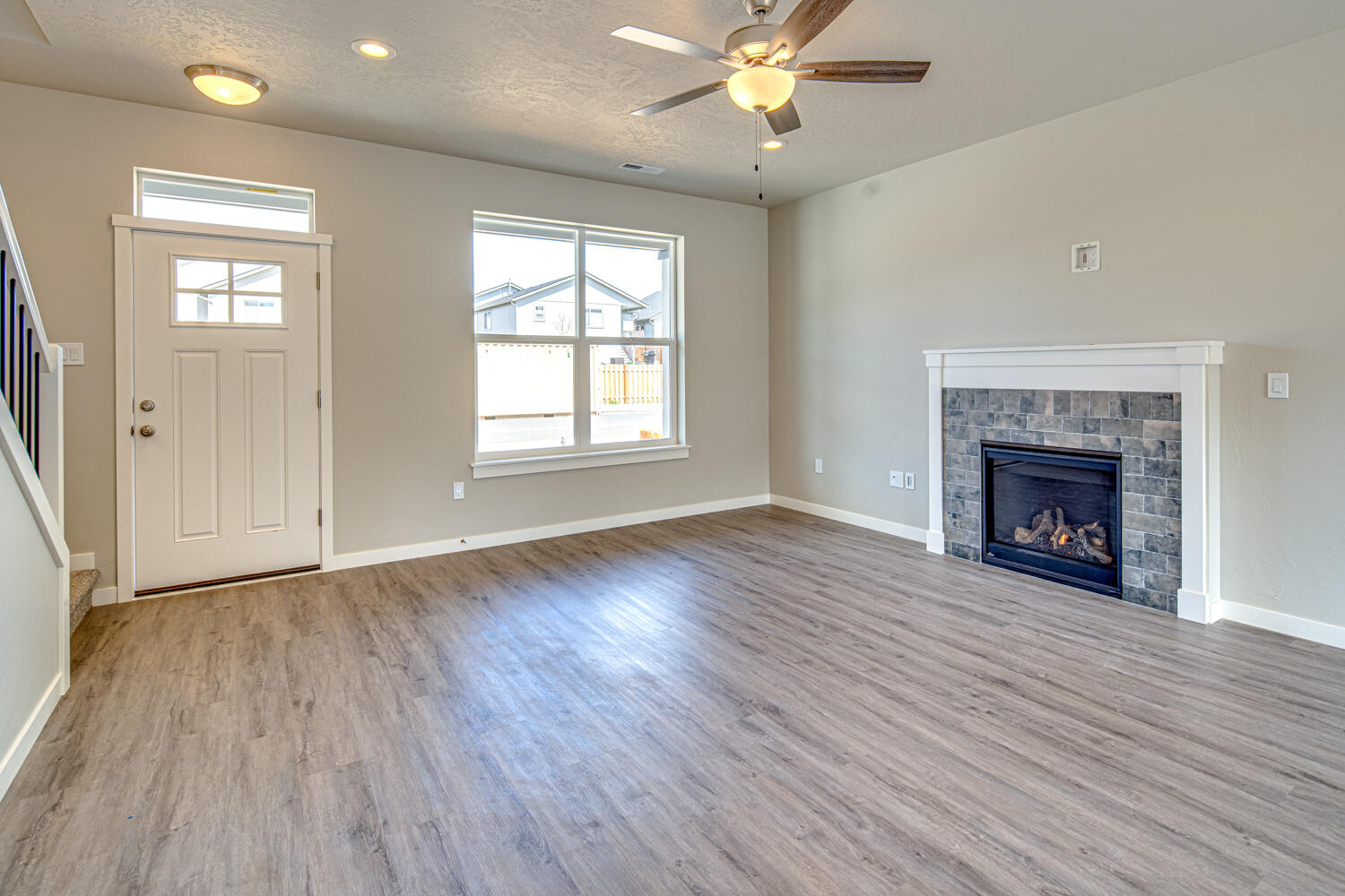 Stoneridge Terrace - Residential