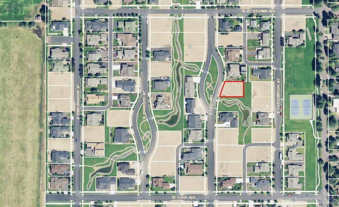 Pine Meadow Vill - Residential