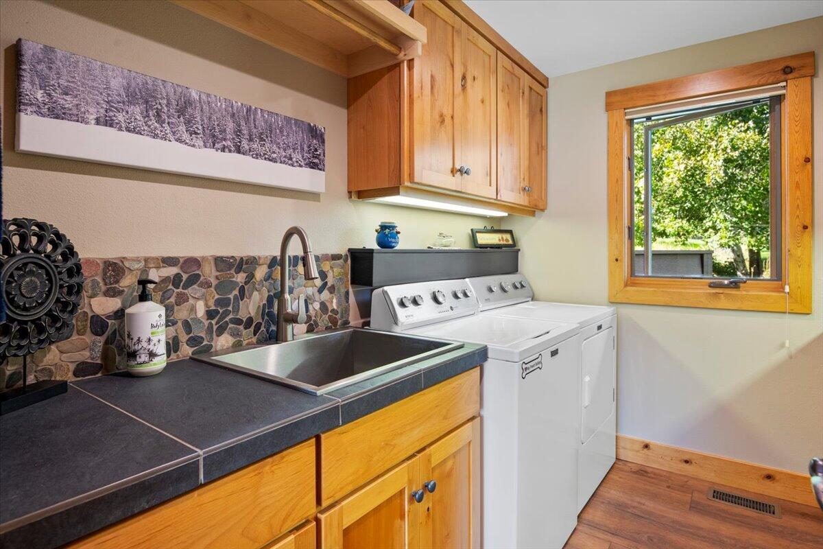 Eagle Crest - Residential