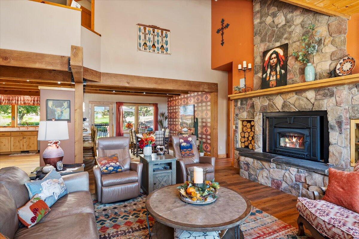 Eagle Crest - Residential