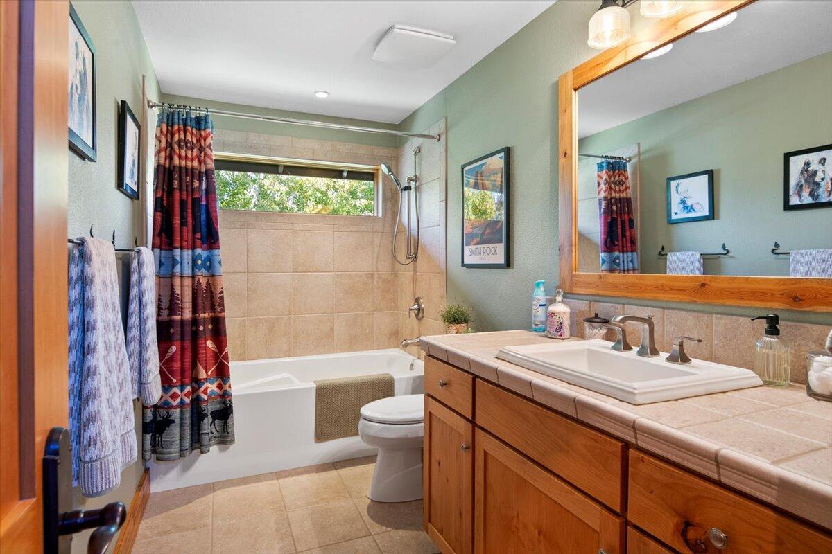 Eagle Crest - Residential