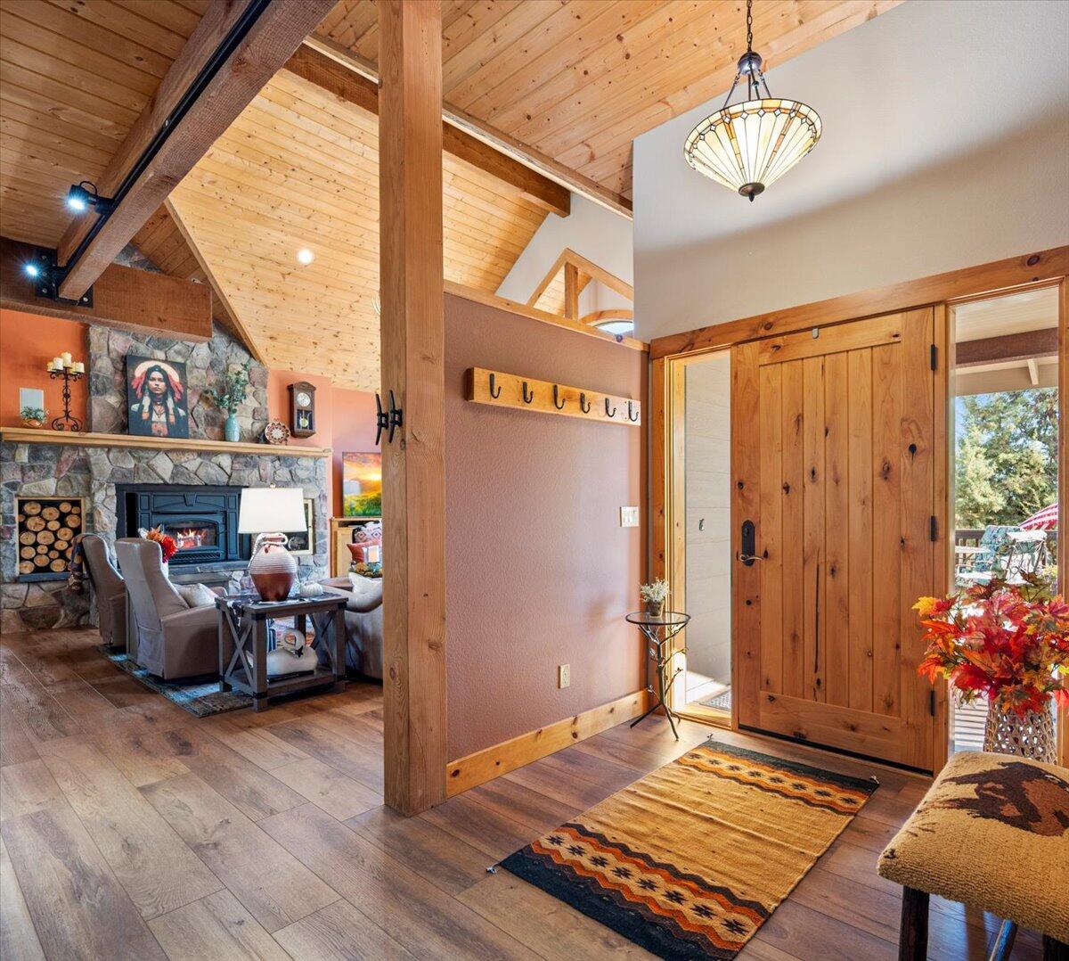 Eagle Crest - Residential