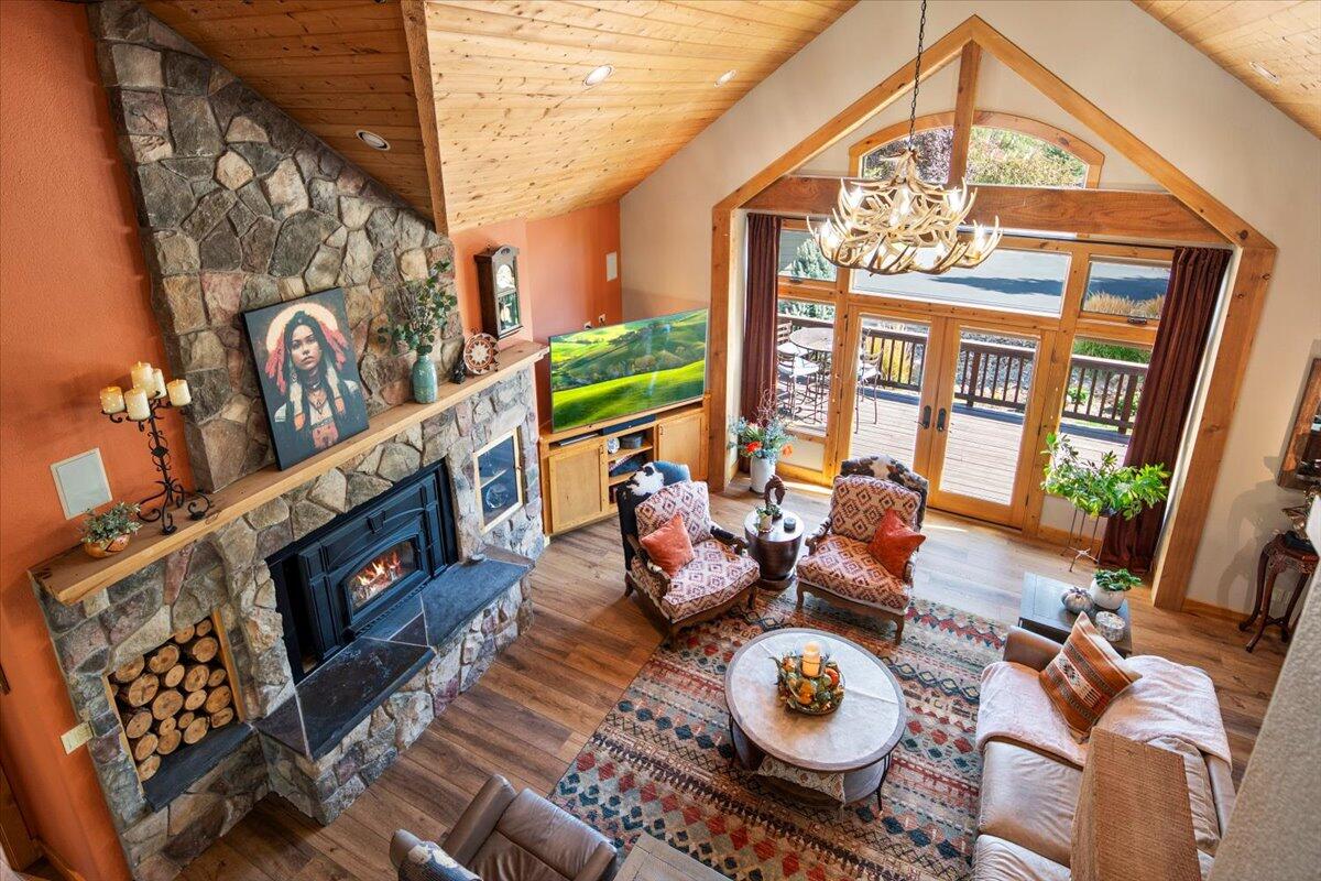 Eagle Crest - Residential