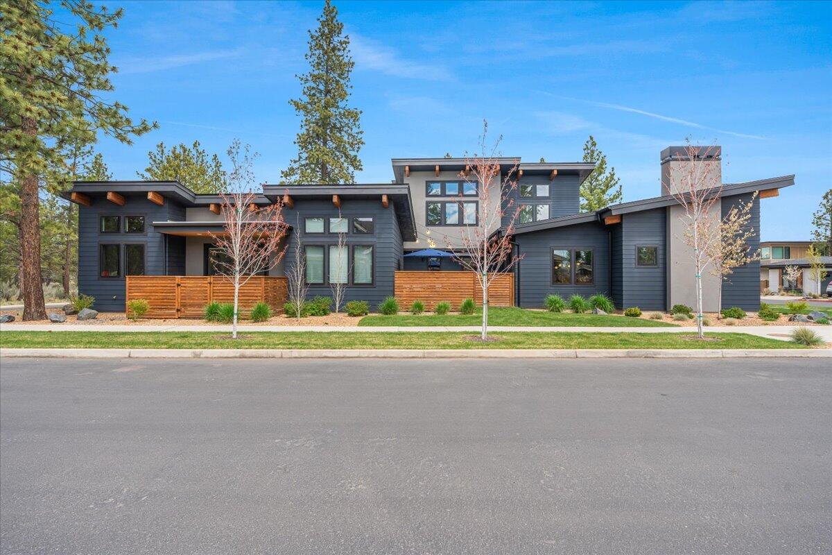 Discovery West Phase 3 - Residential
