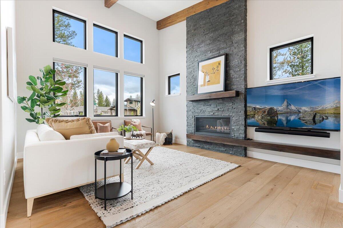 Discovery West Phase 3 - Residential