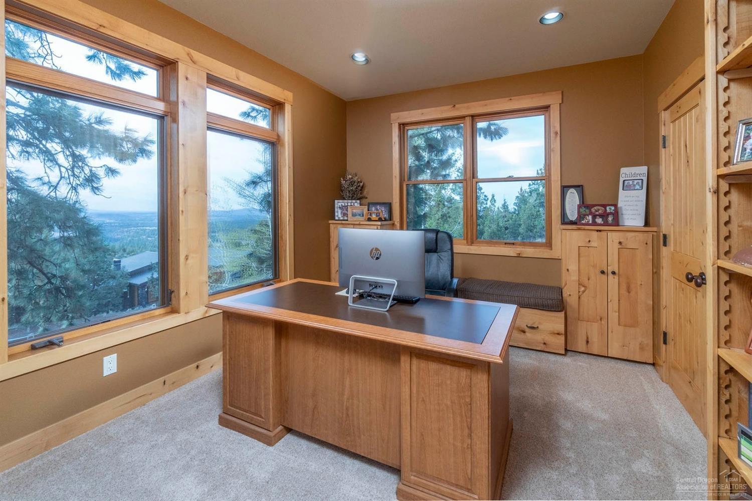 Awbrey Butte - Residential