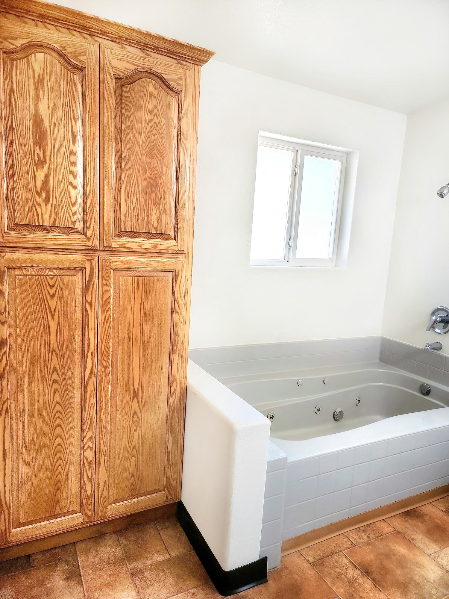 Turnagin Major Partition - Residential