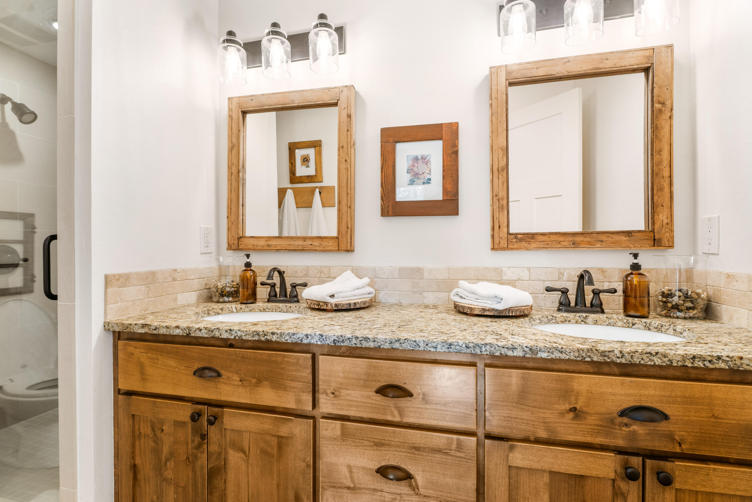 Pine Meadow Vill - Residential