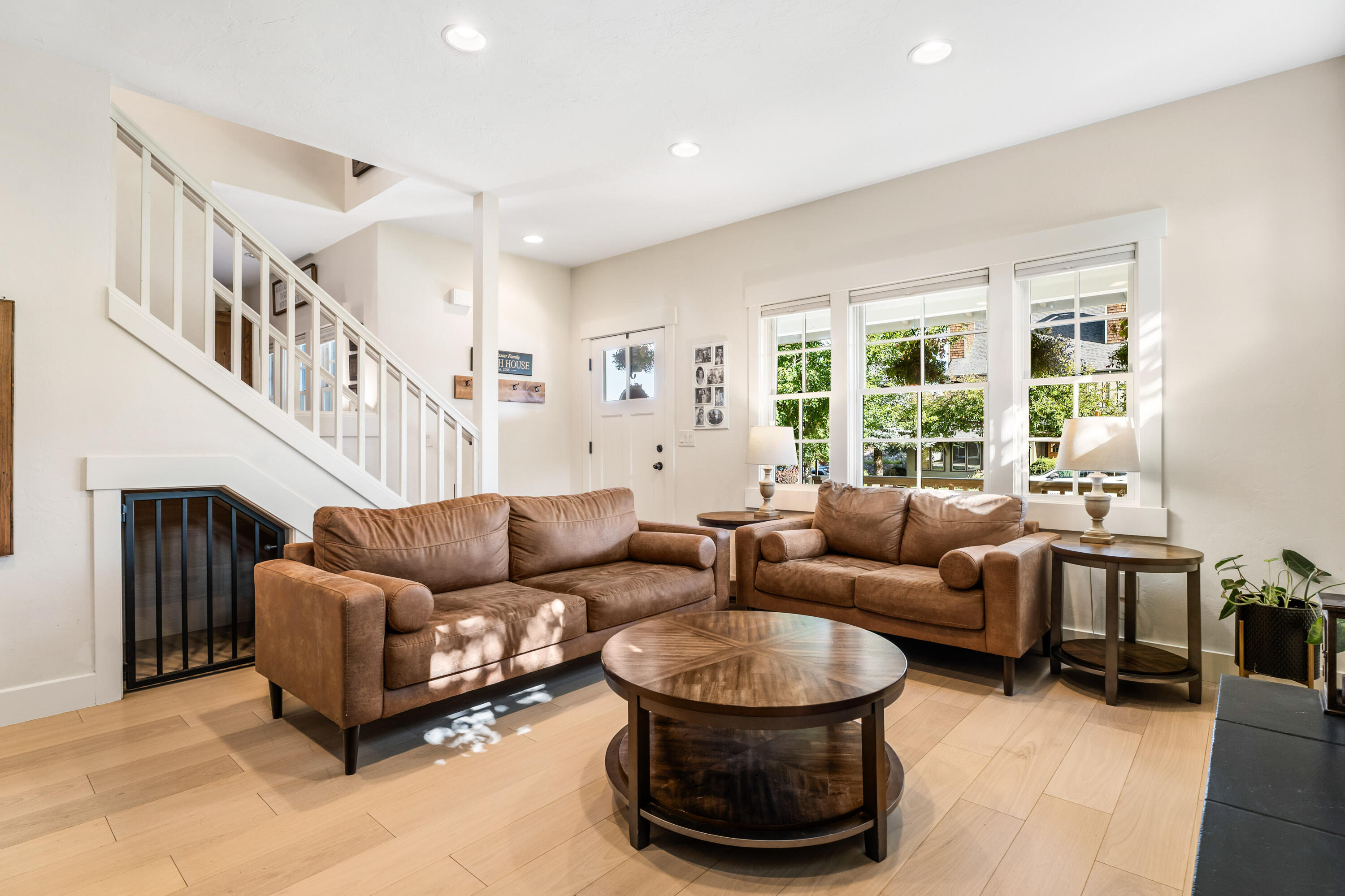Pine Meadow Vill - Residential