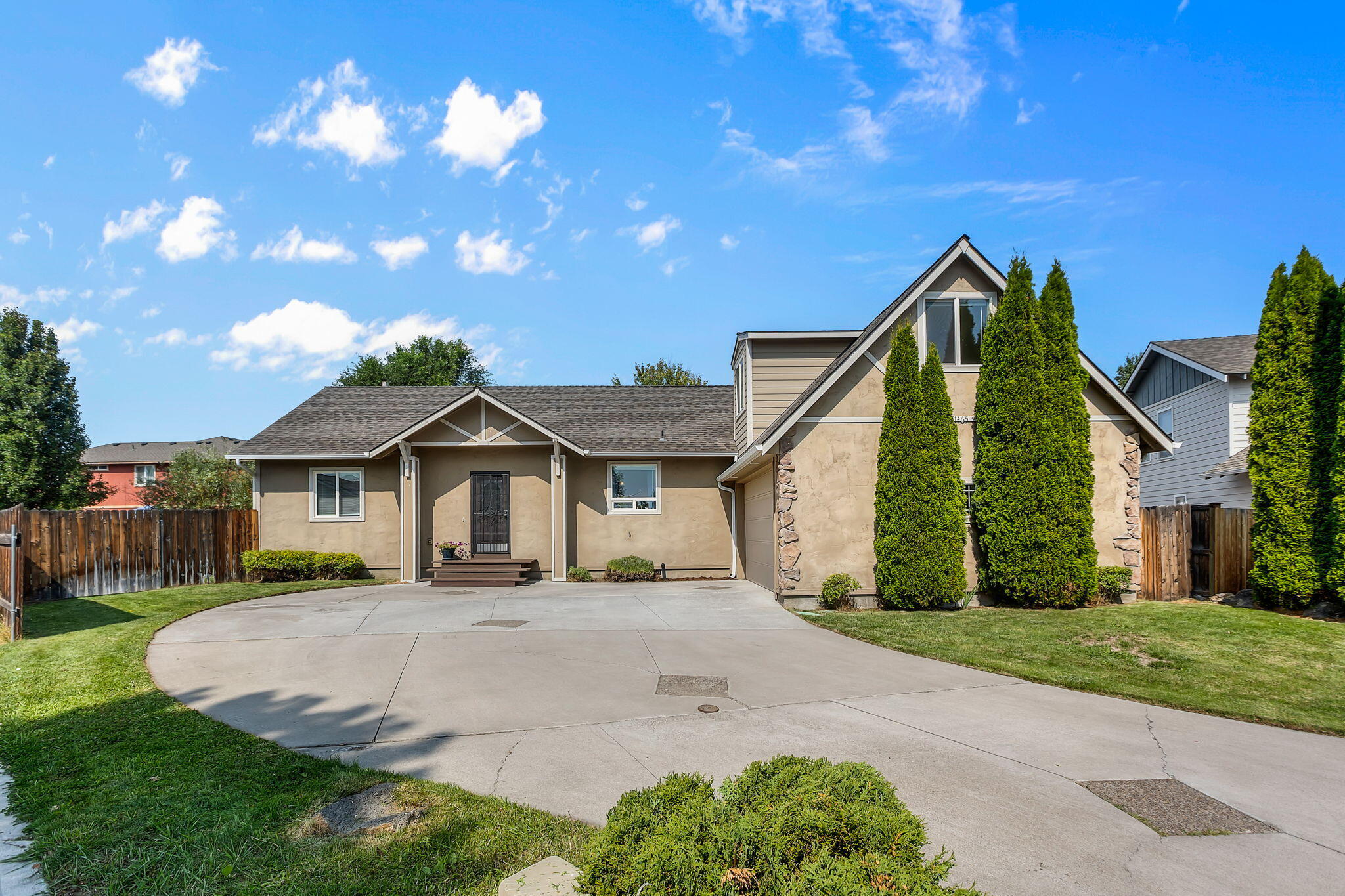 Two Bar Estates - Residential