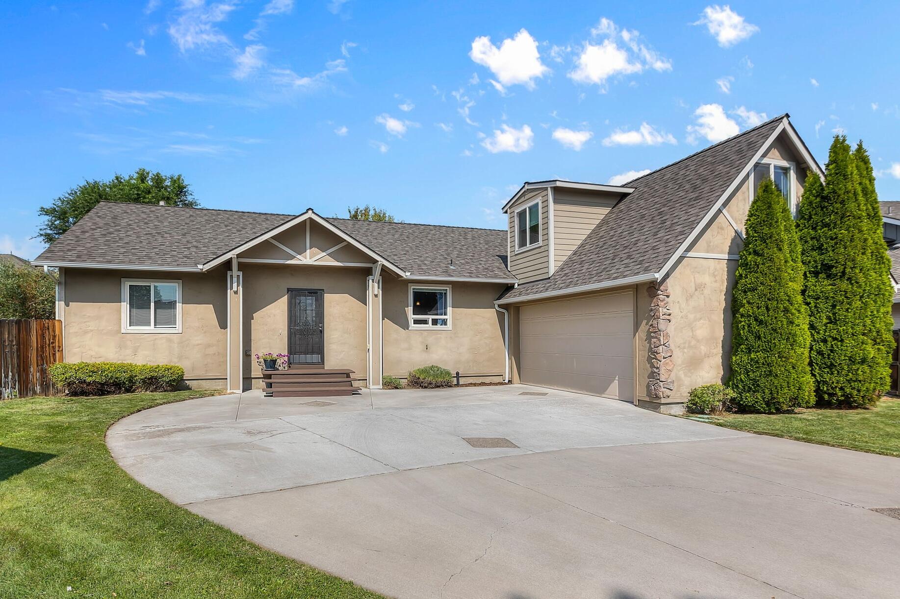 Two Bar Estates - Residential