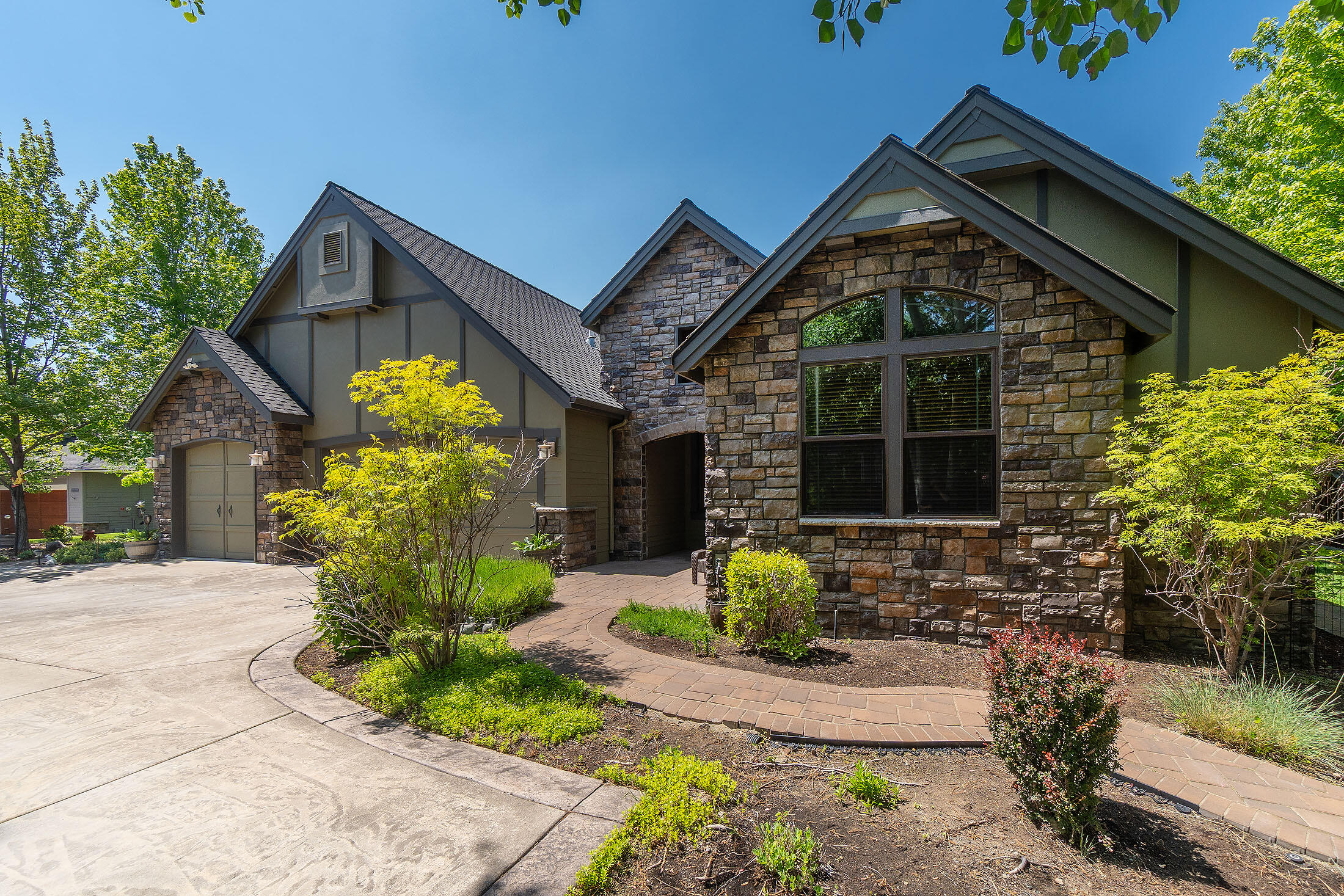 River Canyon Estates - Residential