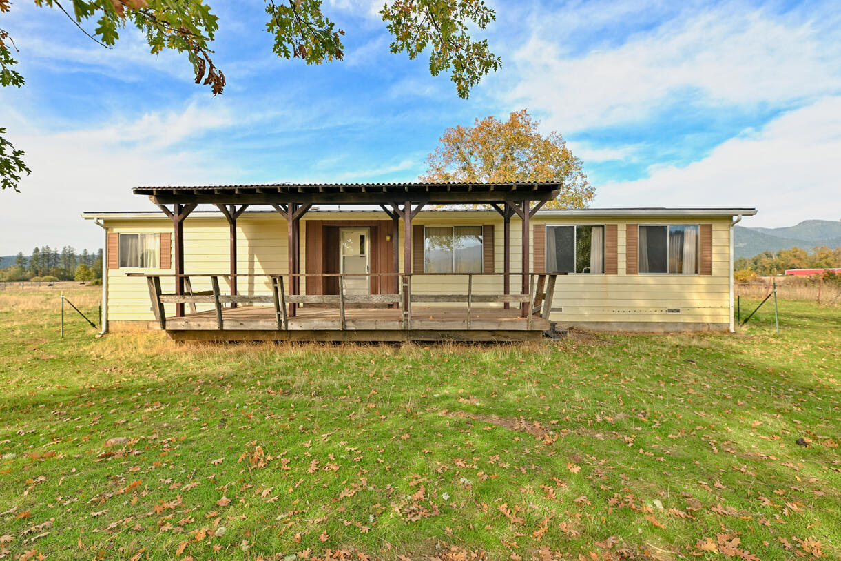 Cave Junction - Residential