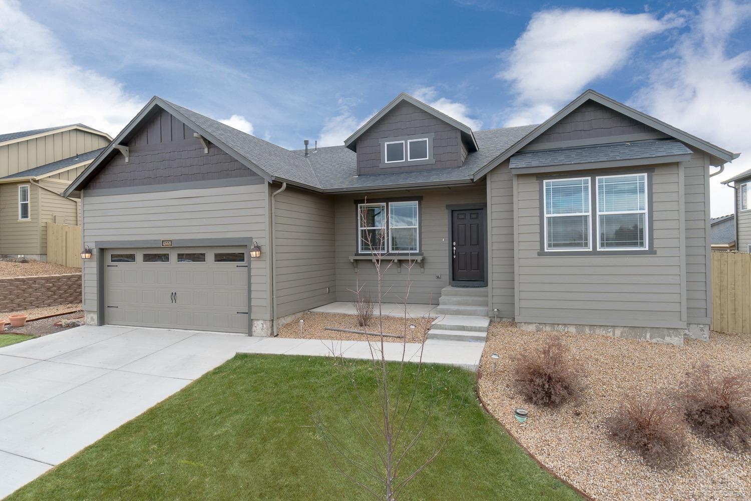 Enjoy Cascade Mtn Views, Smith Rock, city of Redmond & summer sunsets from Summit Crest! Popular Snowbrush floor plan w/nearly 30k in upgrades. Great room layout w/central kitchen, expansive Quartz counters, island & bar seating. Gas fp in living area, tons of windows. Office or 4th bedroom off of the entry way. Spacious bedrooms, great Master Separation. Master Ste w/soaking tub, dbl sinks, lg walk in closet. Garage has 4' extension too! Back yard features a covered back patio & is fully fenced. Don't miss