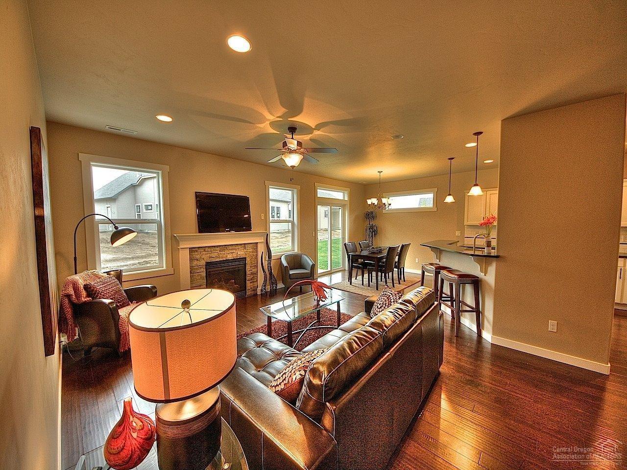 Pettigrew Place - Residential