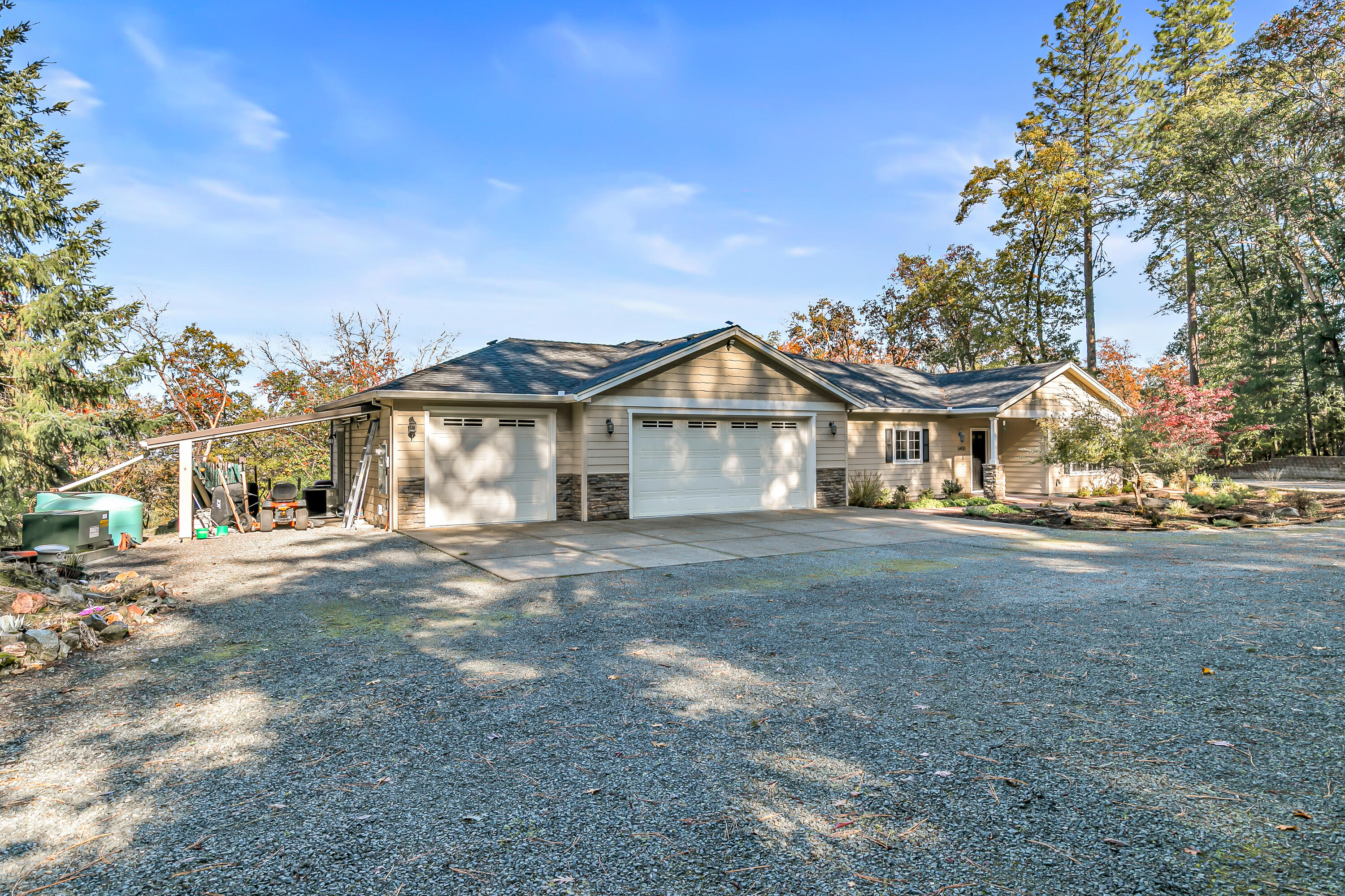 Royal Orchard - Residential