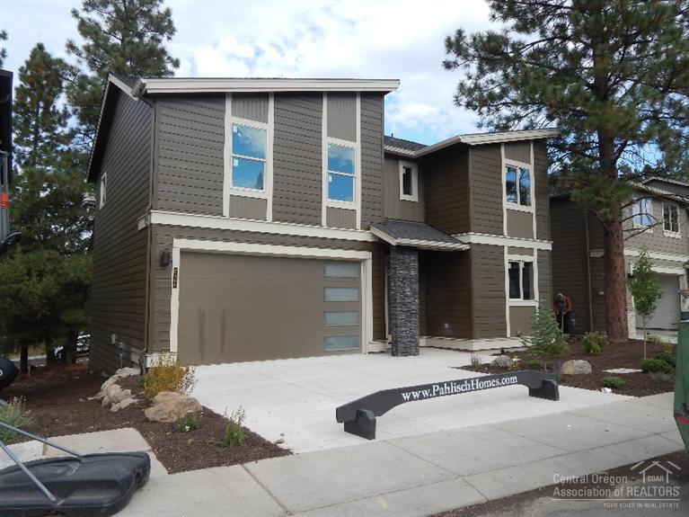 Awbrey Woods - Residential
