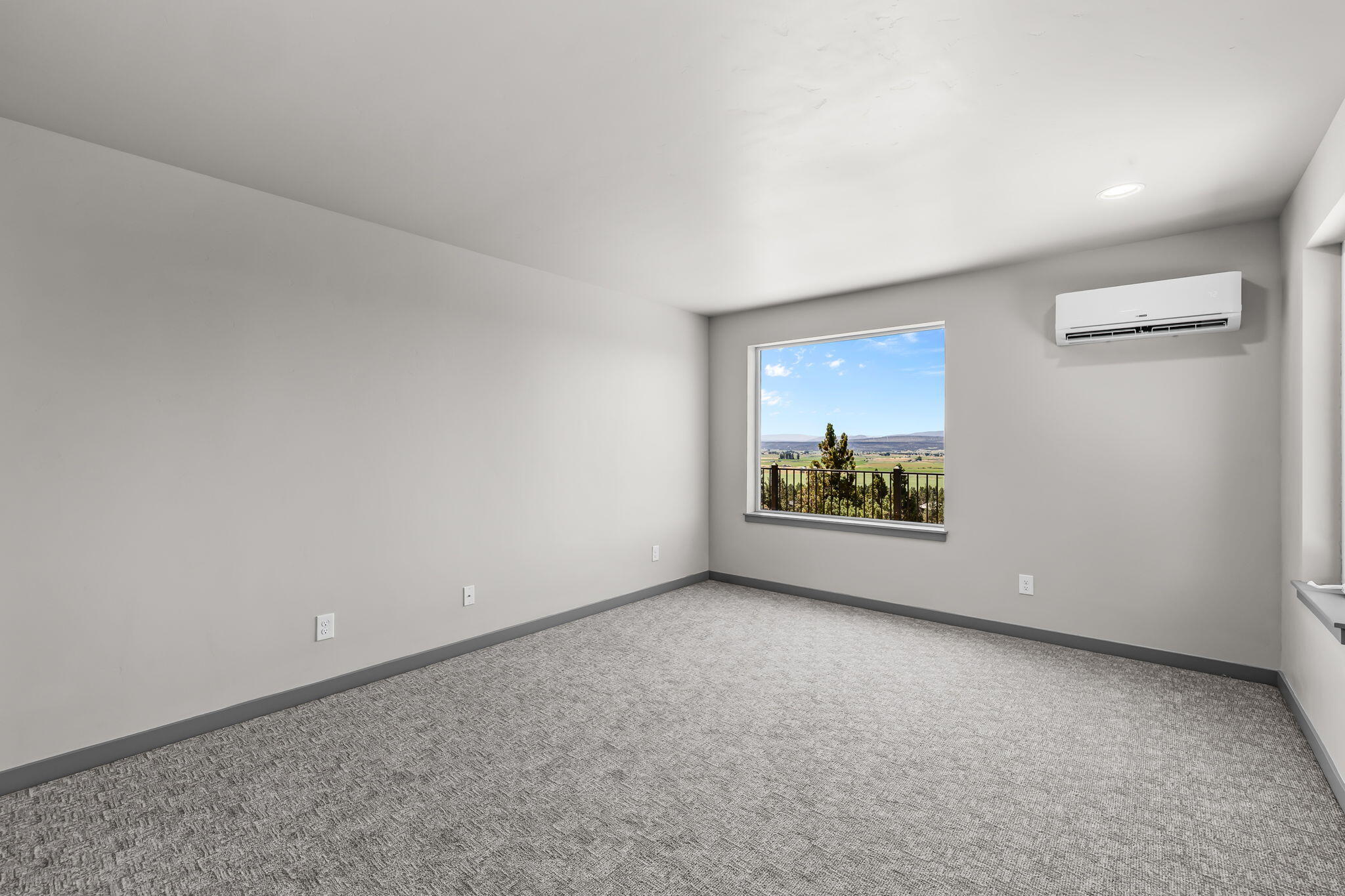 Golden Horseshoe - Residential