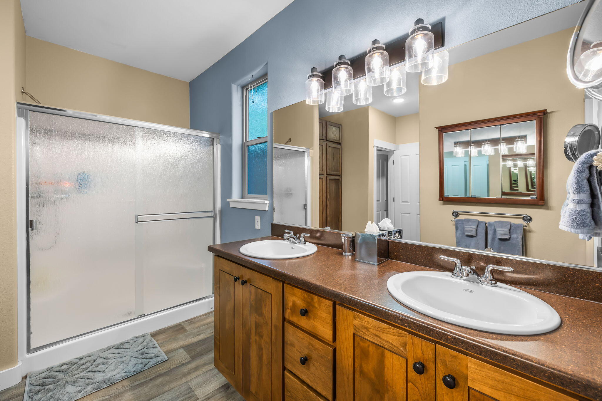 Skyliner Summit - Residential
